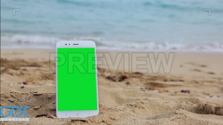 فوتیج پرده سبز موبایل با بک گراند ساحلی