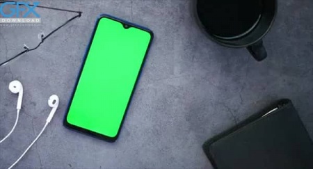 فوتیج پرده سبز موبایل از نمای بالا