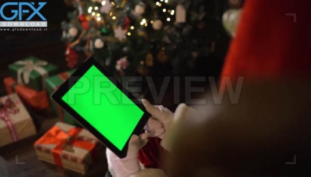 فوتیج بابا نوئل با پرده سبز صفحه‌نمایش موبایل