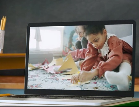 پروژه افتر افکت تیزر تبلیغاتی کلاس درس در لپ تاپ