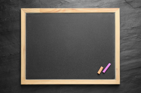 عکس تخته سیاه فانتزی و گچ