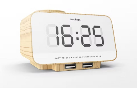 موکاپ لایه باز ساعت دیجیتال Wooden Digital Clock