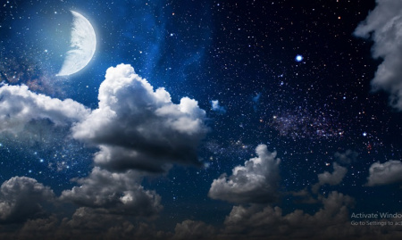 عکس آسمان شب با ماه و ستاره