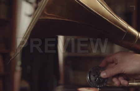 دانلود فوتیج 4k گرامافون Old Gramophone