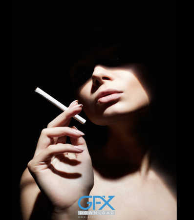 عکس سیگار دخترونه