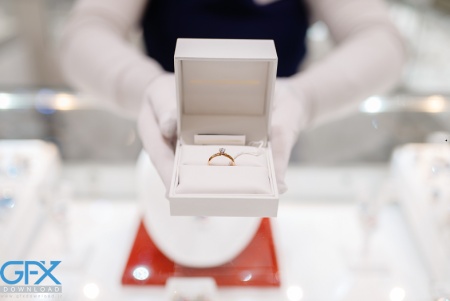 عکس خرید انگشتر