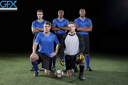 خفن ترین تصاویر بازیکنان فوتبال در زمین بازی