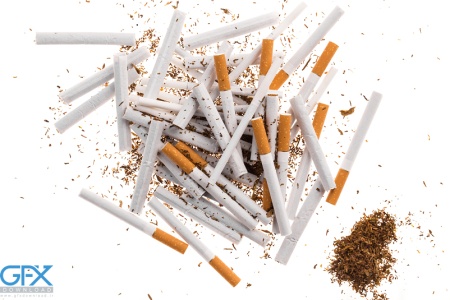 تصویر حرفه‌ای از سیگار روشن برای پروژه‌های گرافیکی