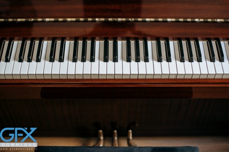 عکس پیانو از نزدیک با کیفیت بسیار بالا