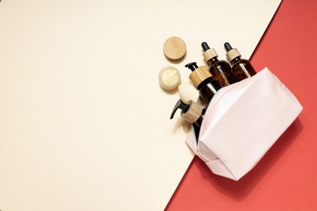 تاثیر طراحی مینیمال و لوکس روی جعبه‌های محصولات آرایشی